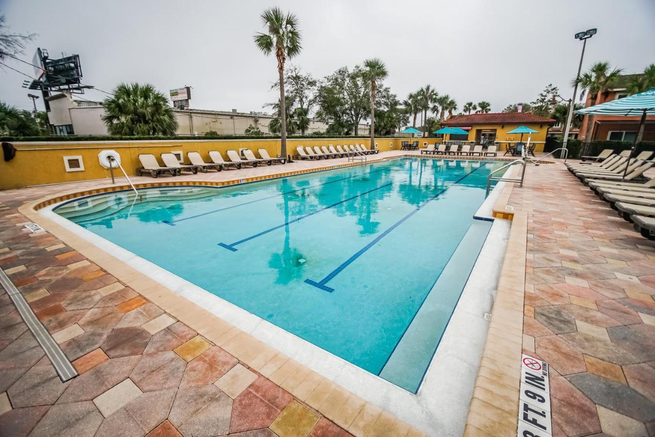 Multi Resorts At Fantasy World Orlando Exterior foto